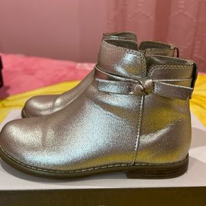 Gap Boots for Girls Size 1 Silver